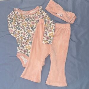 Rabbit Moon Pink Floral Baby Set - 6-9M